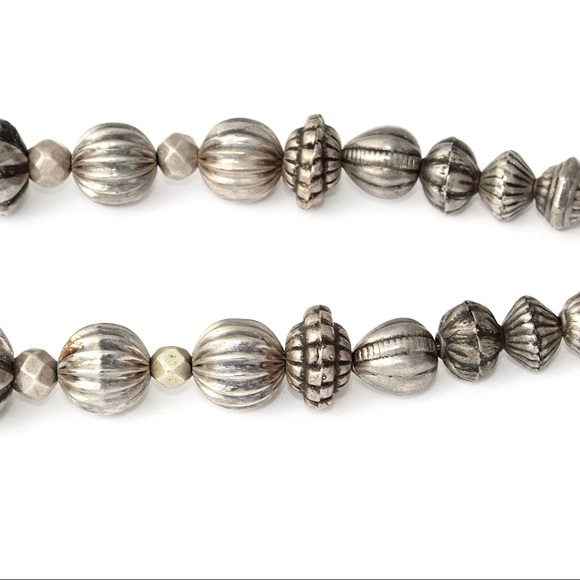 Vintage African Amber & Banded Agate Trade Bead Necklace Green Glass Silver Tone - Picture 5 of 6